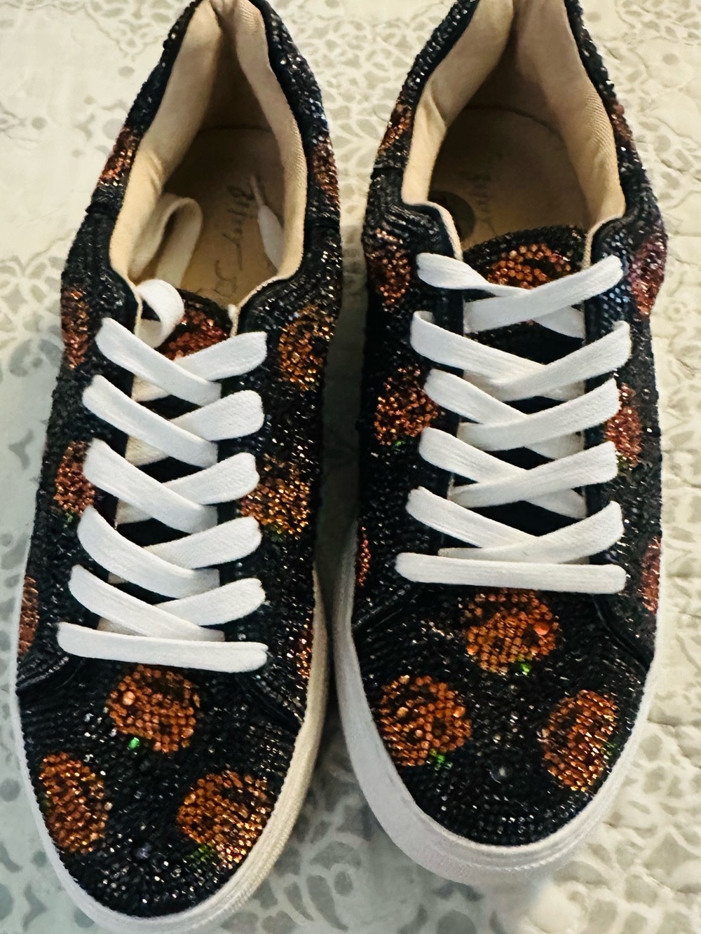Sparkle Black & Orange pumpkins Women's Sequin Sneakers